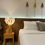 Trokadero Boutique 3*