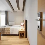 Trokadero Boutique 3* 伊第亚