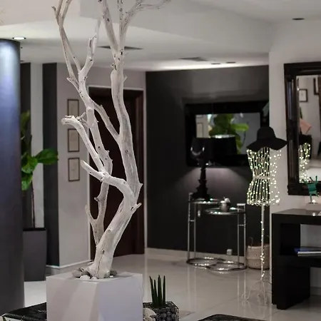 Ξενοδοχείο Trokadero Boutique 3*