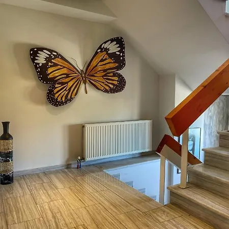 Trokadero Boutique Itea