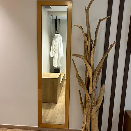 Trokadero Boutique 3* Itea