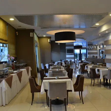 Trokadero Boutique 3*