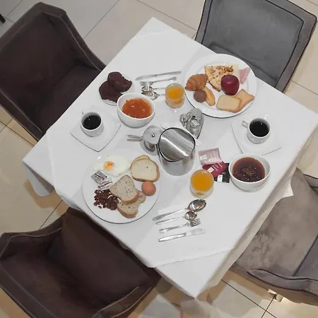 Hotel Trokadero Boutique Itea