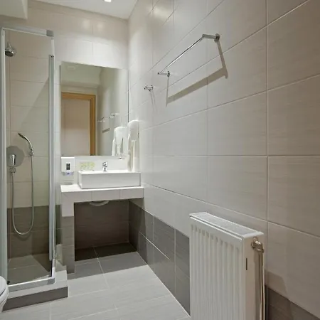 Trokadero Boutique 3*