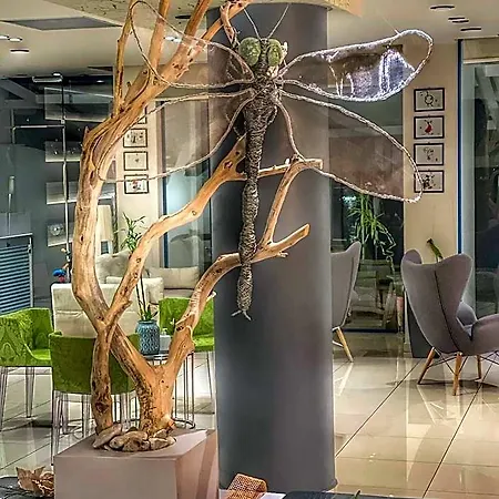 Trokadero Boutique Hotel Itea