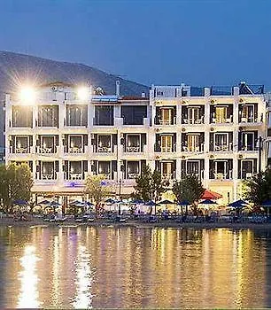 Trokadero Boutique 3*