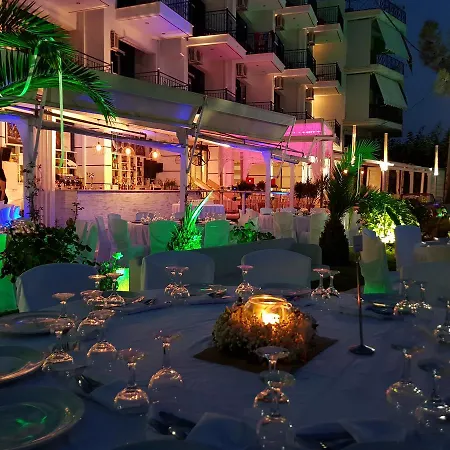 Trokadero Boutique Hotel 3*